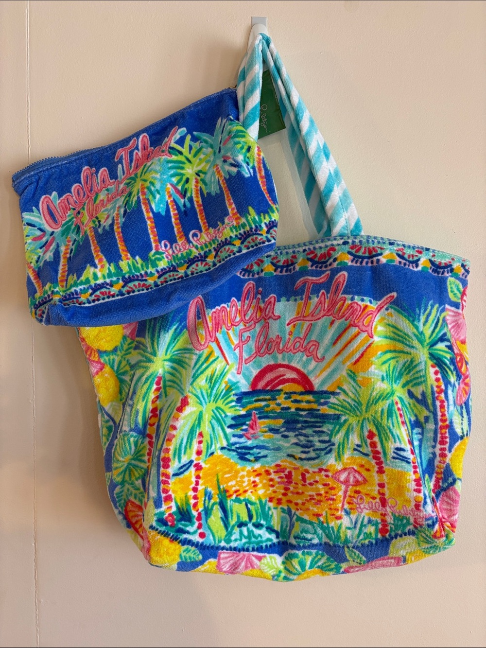 Lilly Pulitzer Destination Tote and Pouch NWT
